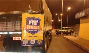 PRF apreende 500 mil maços de cigarro