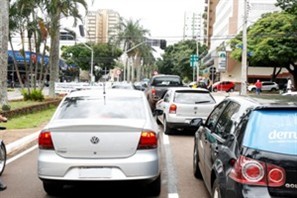 Maringá é a quarta cidade do Paraná em emissão de habilitações