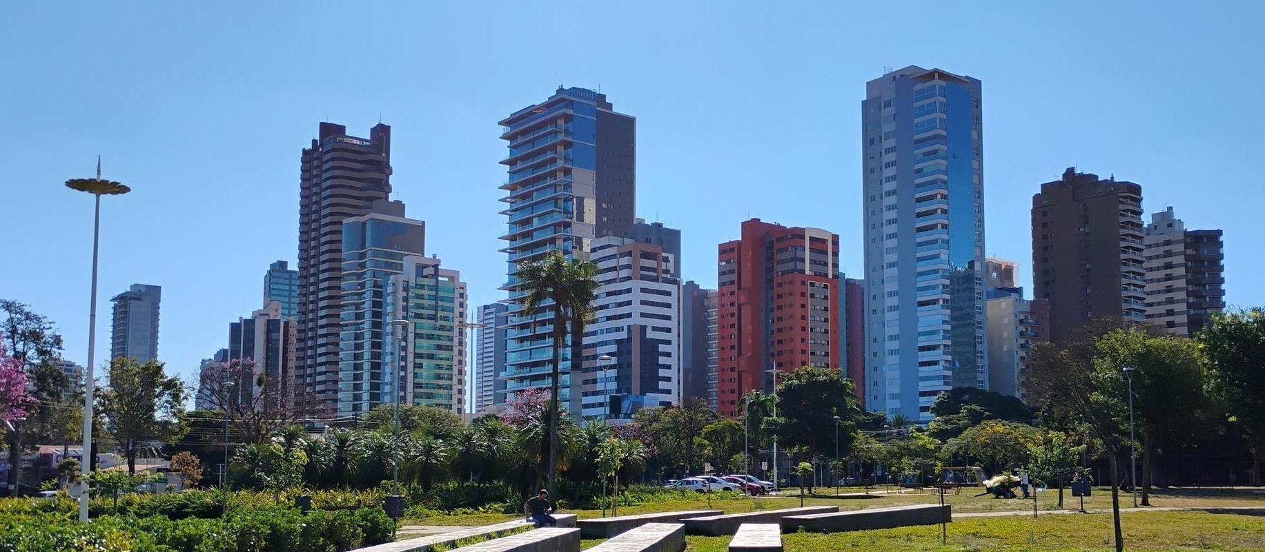 Tempo segue firme e quente em Maringá nesta terça-feira (10)