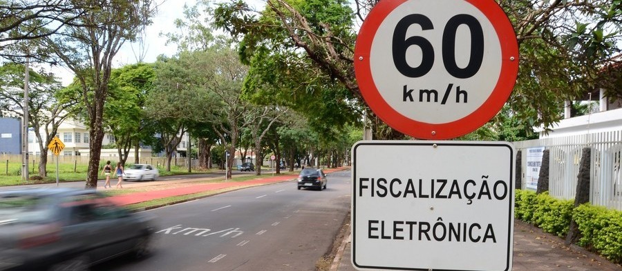 Número de multas de trânsito cai 39,6% em Maringá