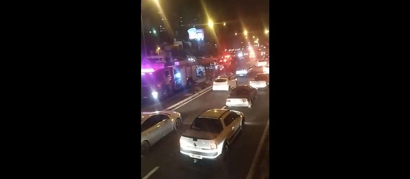Vídeo: populares registram acidente na Avenida Colombo