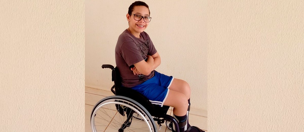 Diego, o menino baleado enquanto brincava, será tratado em Brasília