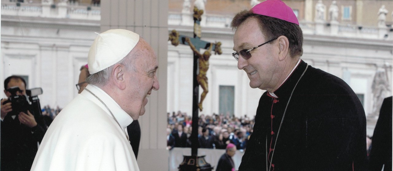 Arcebispo Dom Anuar Battisti renuncia ao cargo