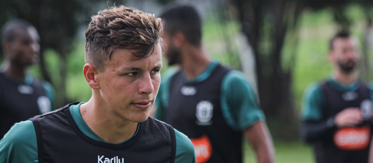 Maringá FC acerta empréstimo do atacante Matheus Moraes junto ao Santos