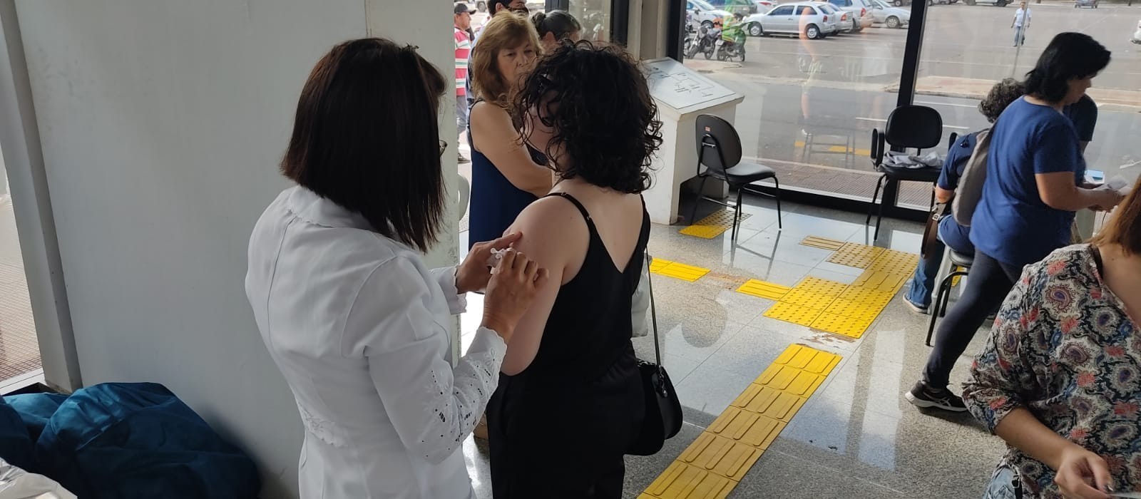 Saúde faz mutirão de vacinação no Terminal Urbano esta semana em Maringá 