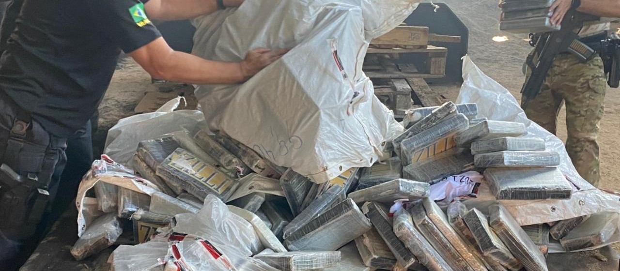 Polícia Federal incinera quase duas toneladas de drogas em Maringá