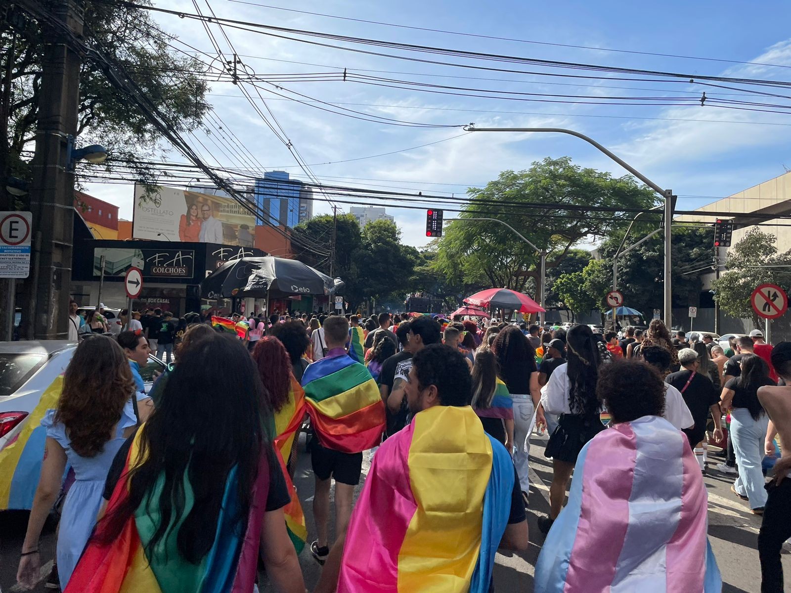 10ª edição da Parada LGBT é realizada em Maringá