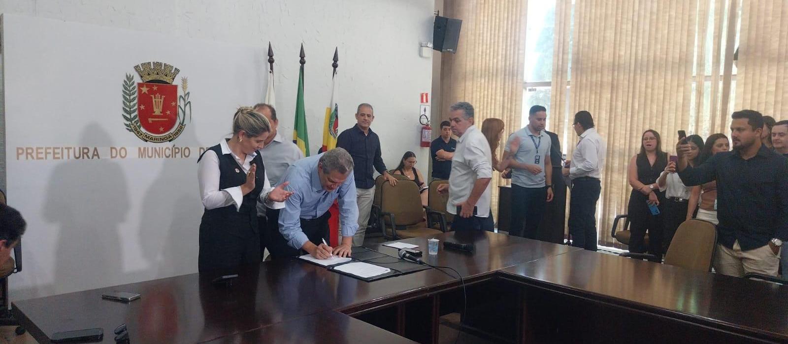 Prefeito sanciona Lei Desenrola Maringá, entenda o que muda