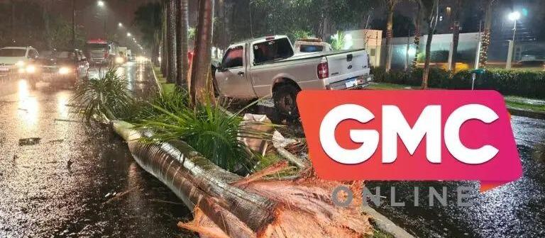 Acidente na Avenida das Indústrias deixa três mulheres feridas em Maringá