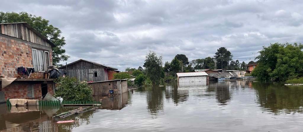Se aproxima de 65 mil o número de pessoas afetadas pelas chuvas no Paraná