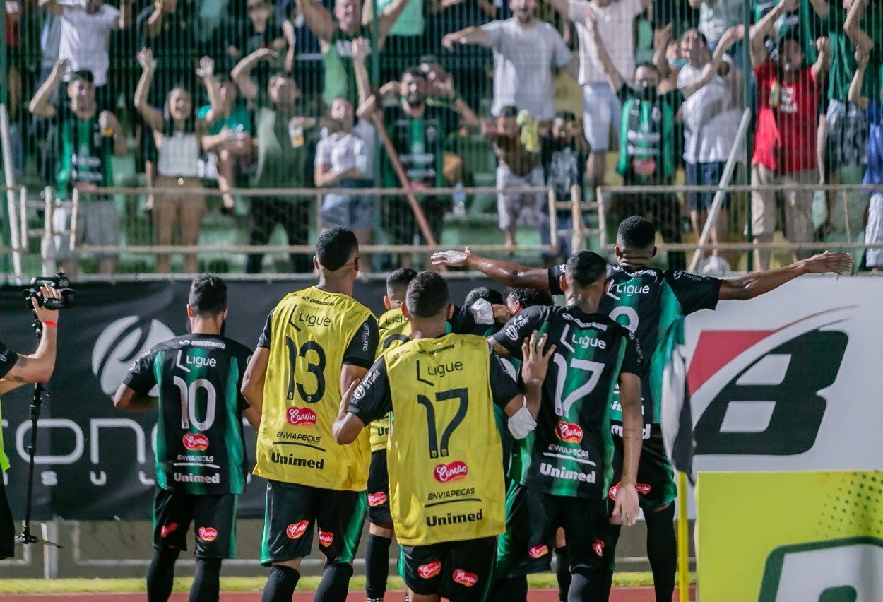 FC Cascavel enfrenta o Maringá neste sábado (20) pelo Brasileirão