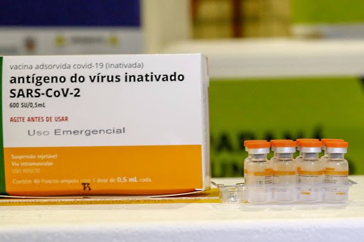 Cidades da região de Maringá começam a vacinação contra a Covid-19