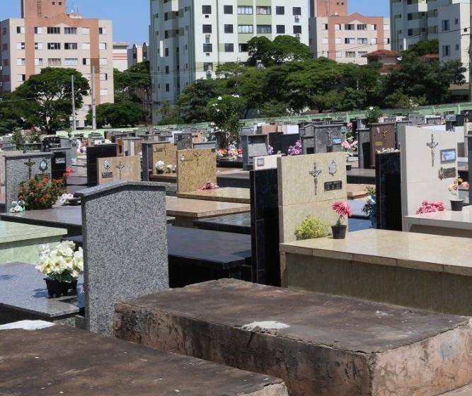 Cemitério Municipal terá entrada liberada, mas administração pede cuidado