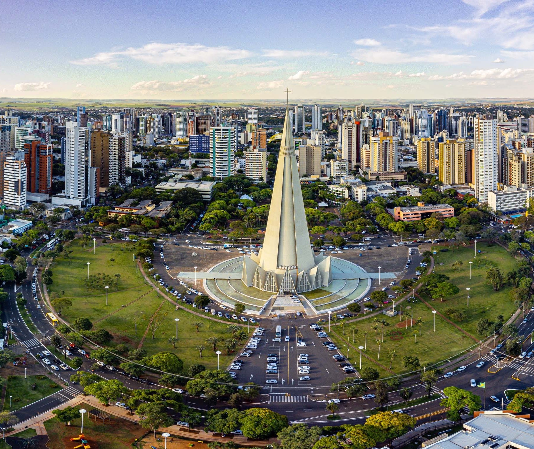 Planejamento urbano e a verticalização da cidade de Maringá