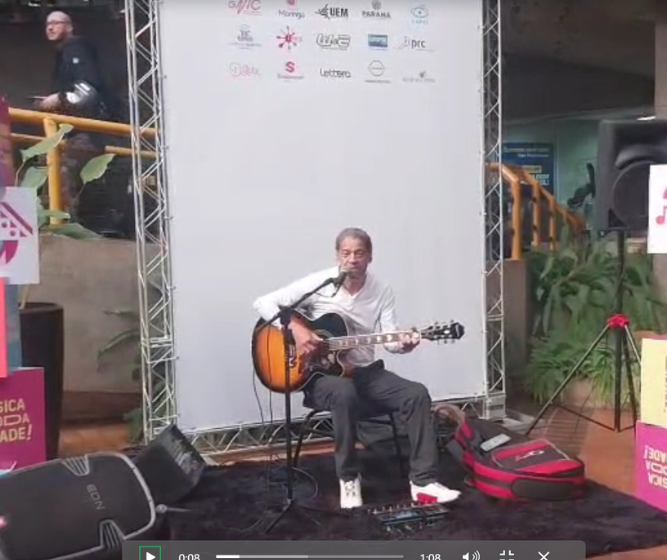 Festival de Música espalha melodias e letras por Maringá