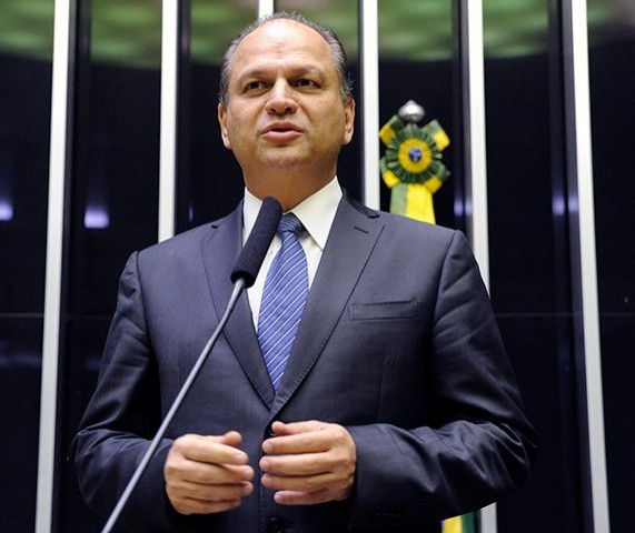 PGR pede arquivamento de investigação contra líder do governo Ricardo Barros