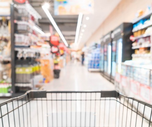 Justiça autoriza abertura de supermercados aos domingos e feriados 