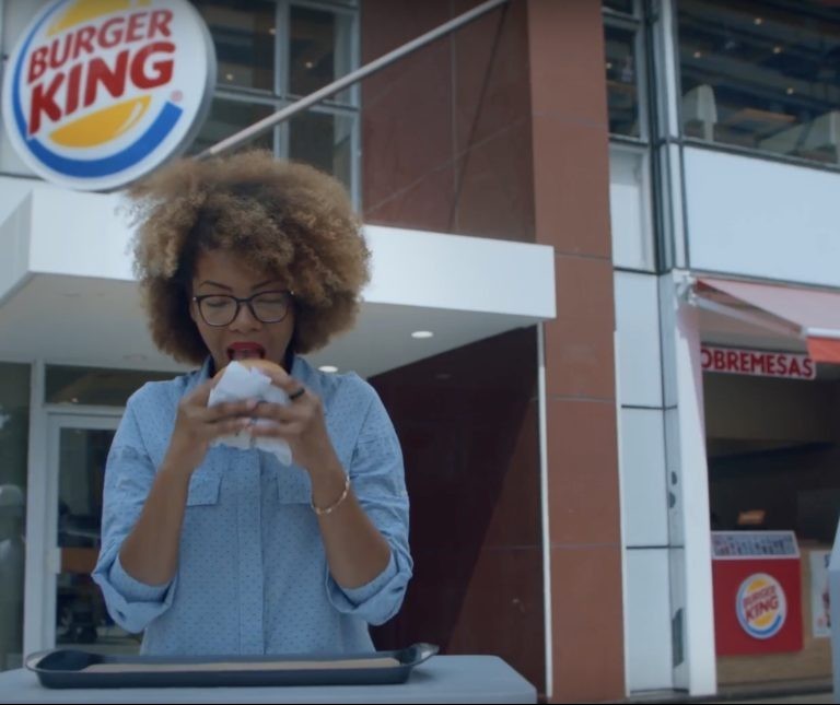 Burger King faz campanha contra voto em branco