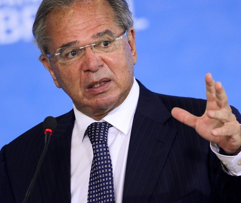 Ministro Paulo Guedes diz que Brasil vai debelar inflação antes de outros países