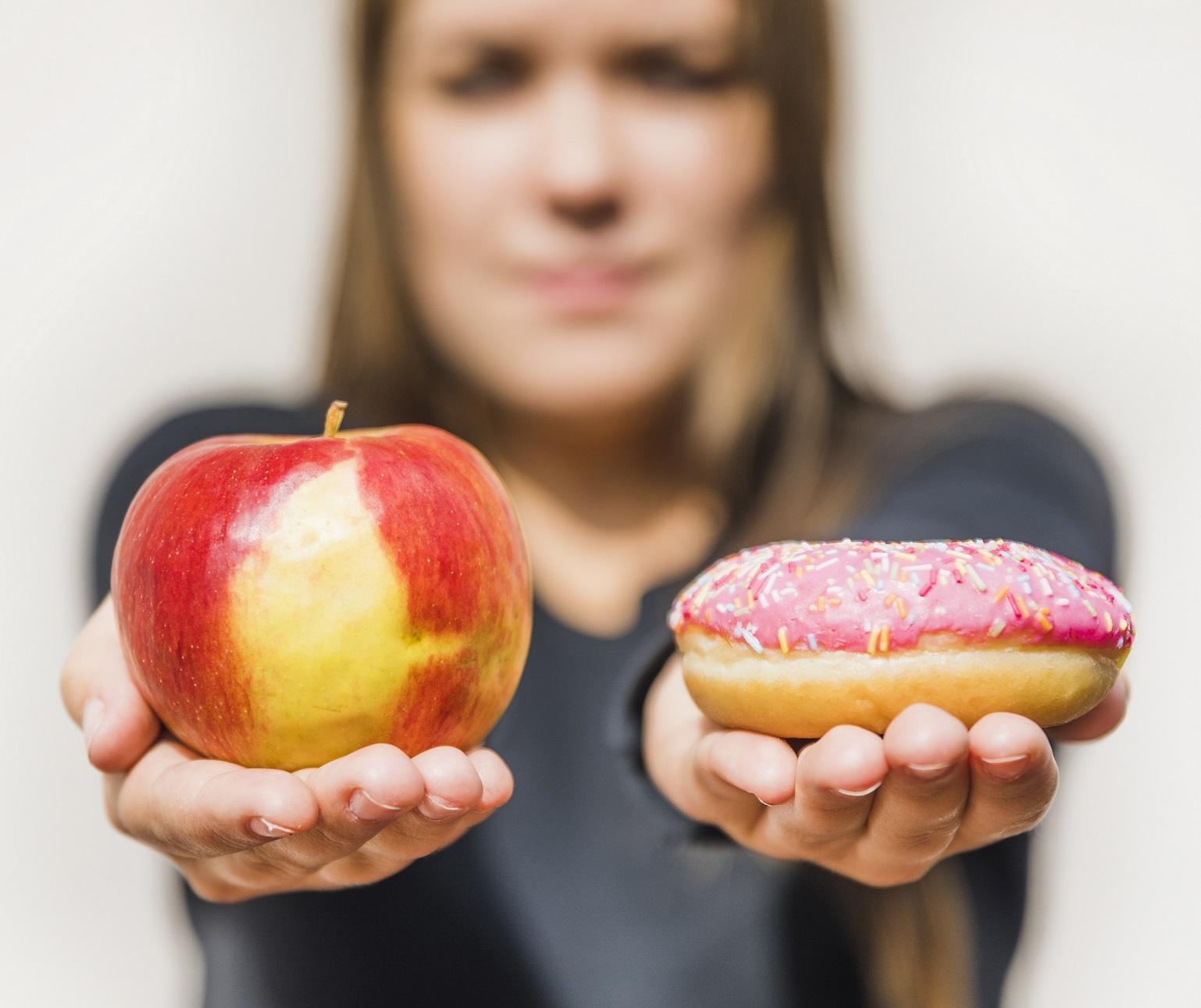 Como reconhecer os gatilhos que provocam a compulsão alimentar?