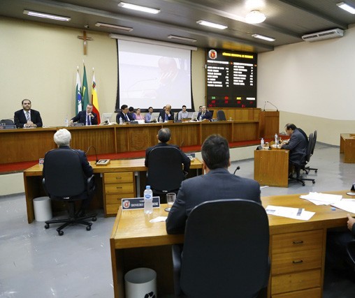 Vereadores debatem o carnaval de rua em Maringá