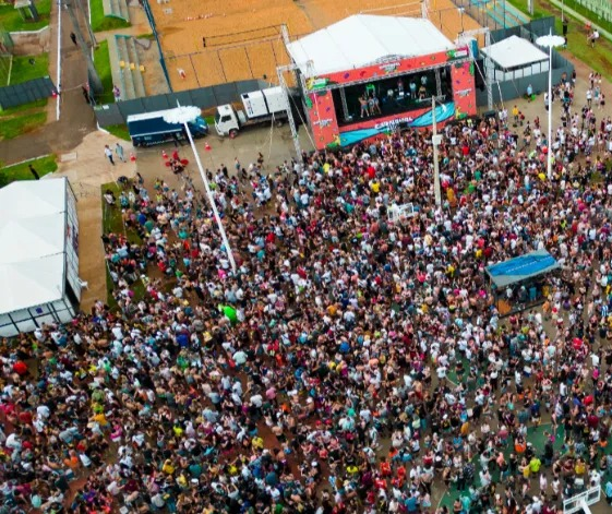 Especialista dá dicas para minimizar os efeitos do cansaço durante e depois da folia