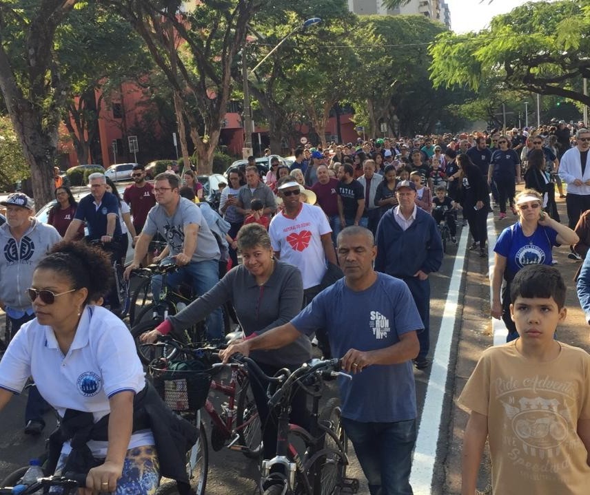 Passeio ciclístico e caminhada marcam o dia da padroeira de Maringá