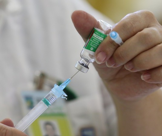 Covid-19: Maringá vacina apenas público de 2ª dose nesta sexta-feira (20)