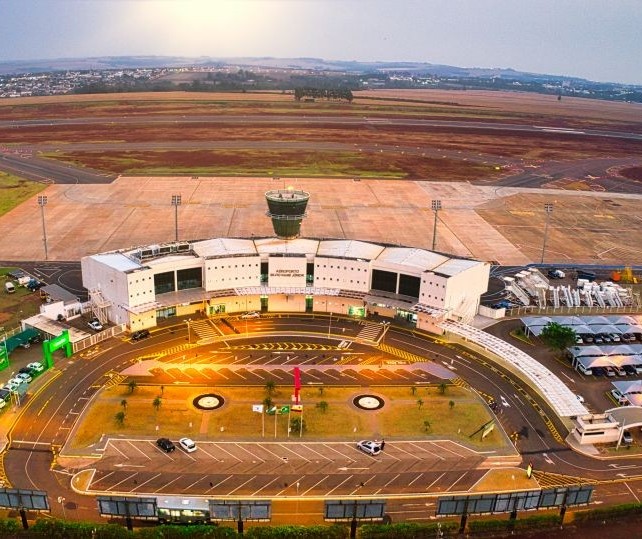 Aeroporto Regional de Maringá está apto para operar cargas internacionais