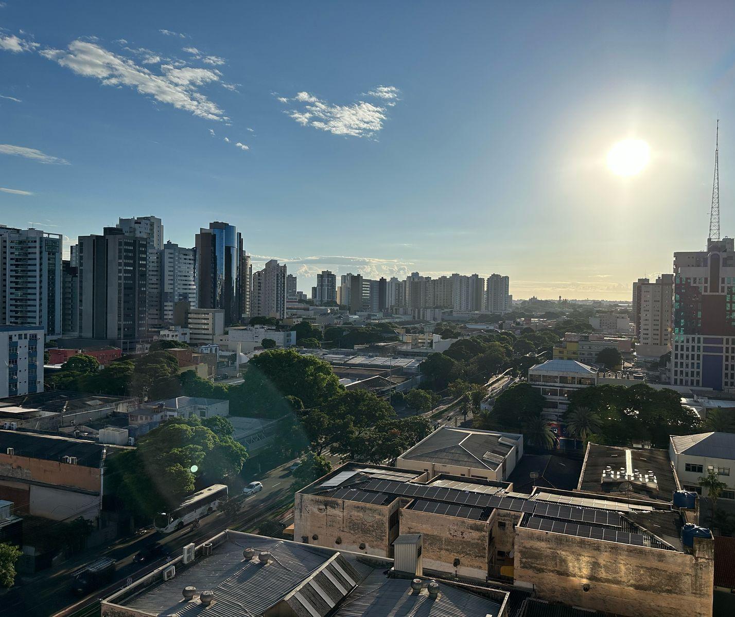 Quarta-feira (5) de tempo quente e seco em Maringá; veja previsão