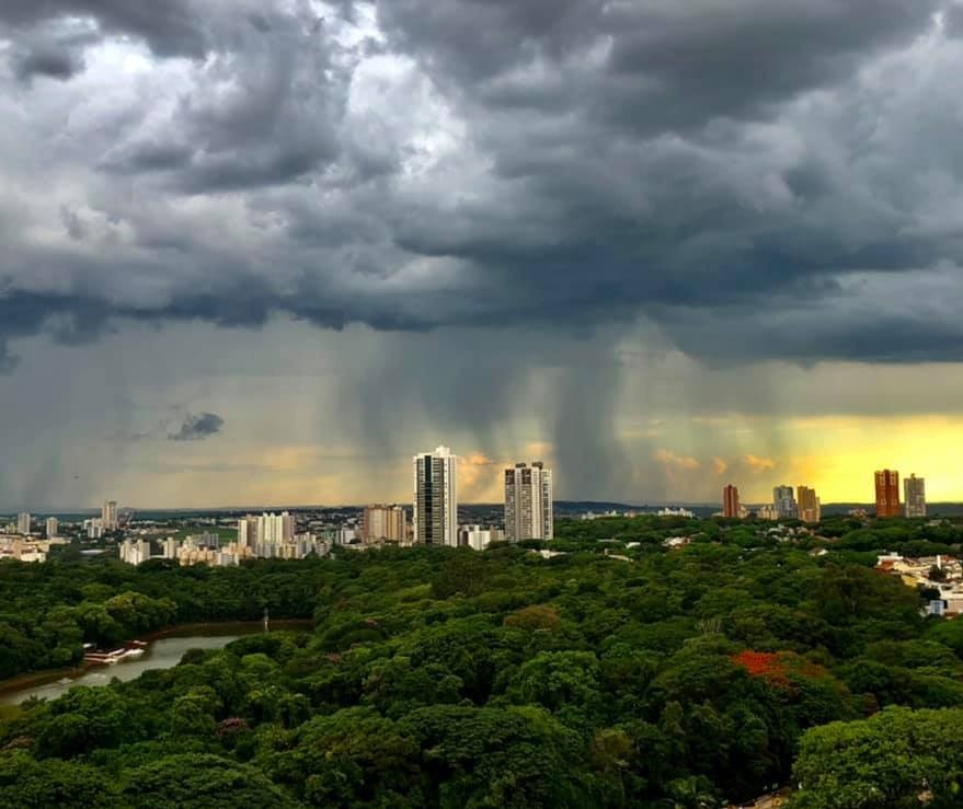 Simepar prevê pancadas de chuva isoladas para Maringá neste domingo (27)