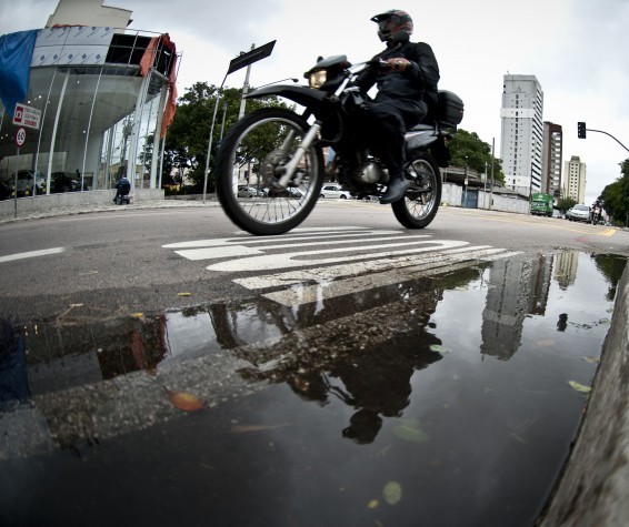 Motoentregadores estão na mira da Semob