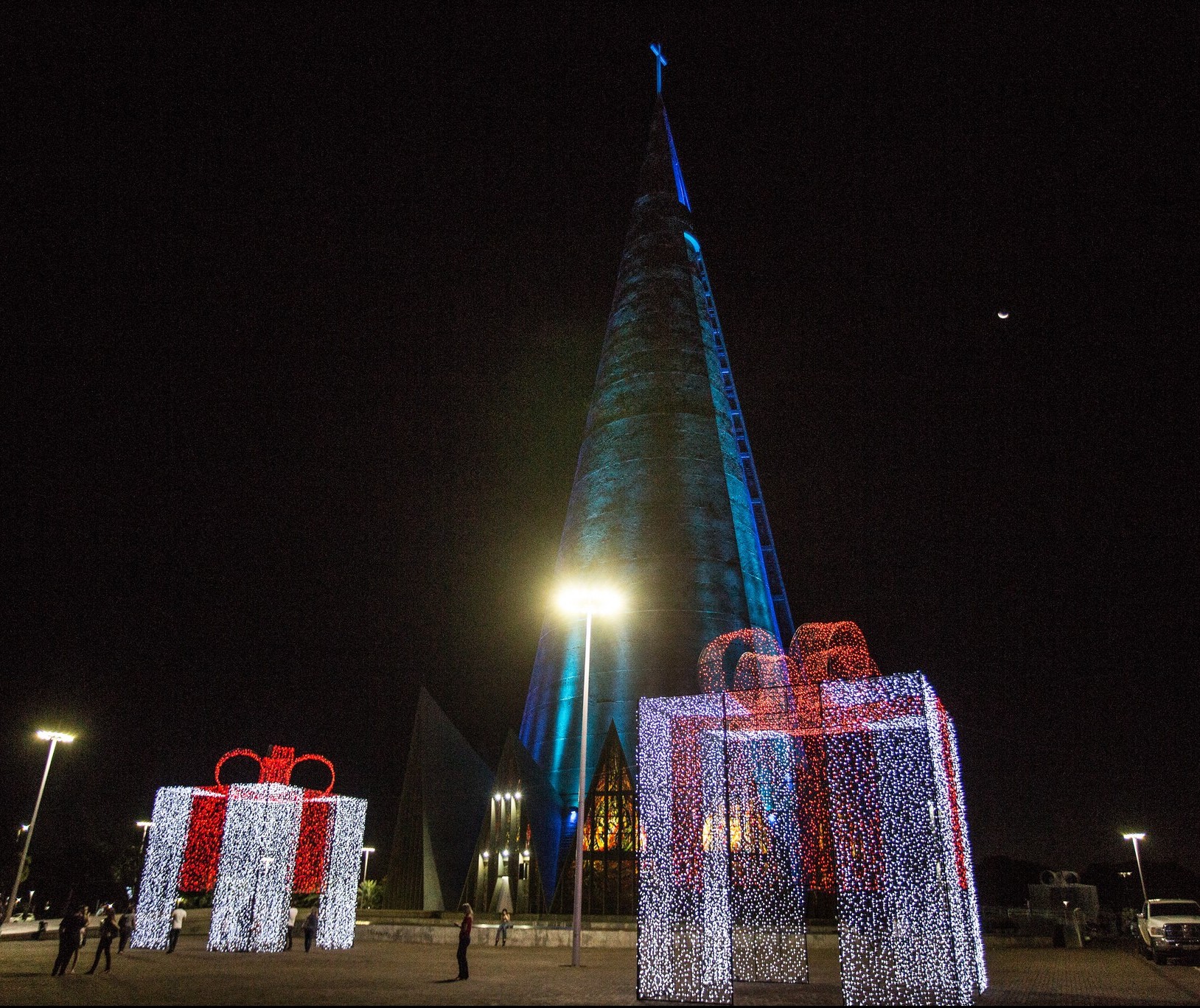 Observatório Social pede impugnação de licitação do Natal em Maringá