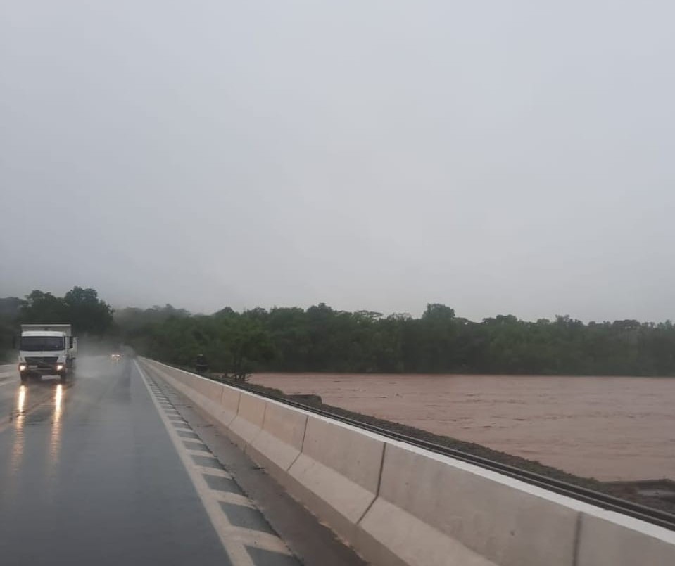 Ponte sobre Rio Ivaí na PR-323 é liberada para o tráfego  