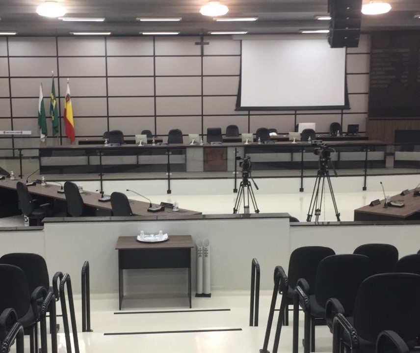 14 dos 15 vereadores de Maringá concorrem à reeleição