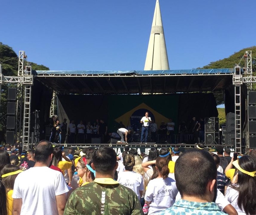 “Marcha para Jesus” mobiliza cristãos em Maringá