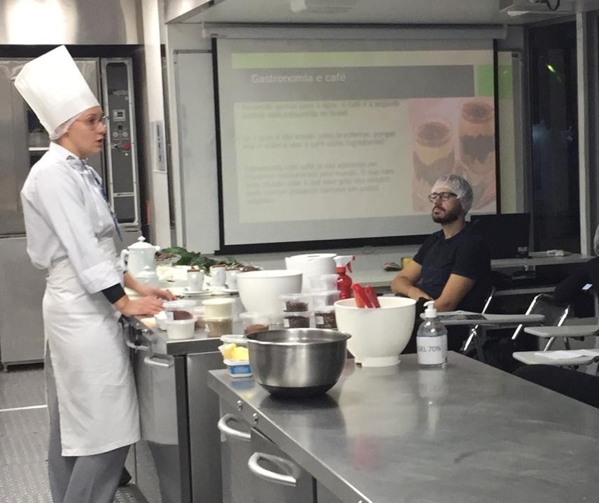 Visitantes podem fazer cursos gratuitos de gastronomia na Expoingá