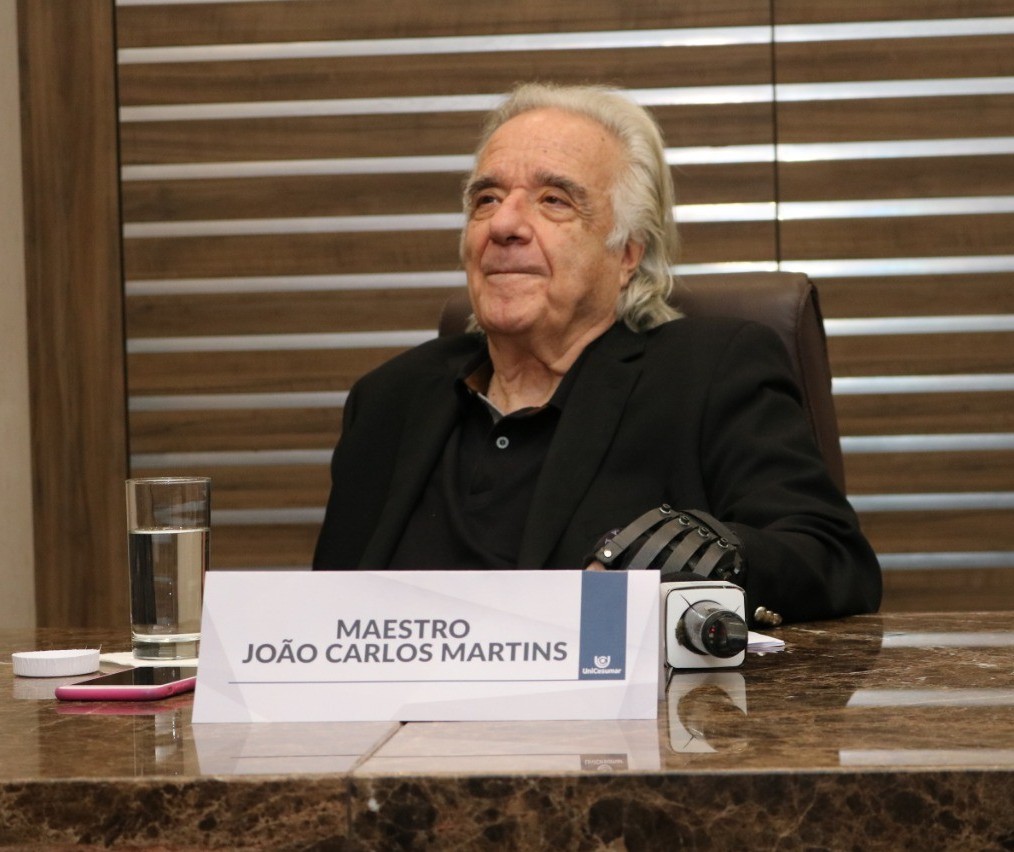 “A revolta por não tocar era muito grande”, diz João Carlos Martins