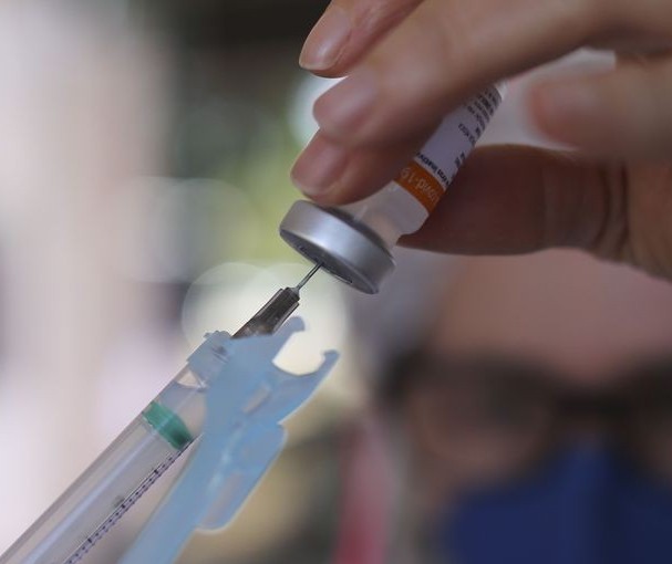 Maringá vai começar vacinação bivalente somente na quarta-feira (1º)