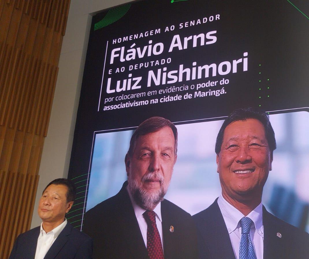 Parlamentares são homenageados por título de Capital do Associativismo