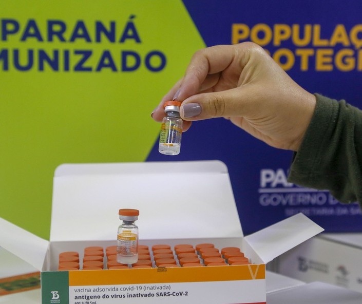 Covid-19: É falso calendário de vacinação de março que viralizou em Maringá