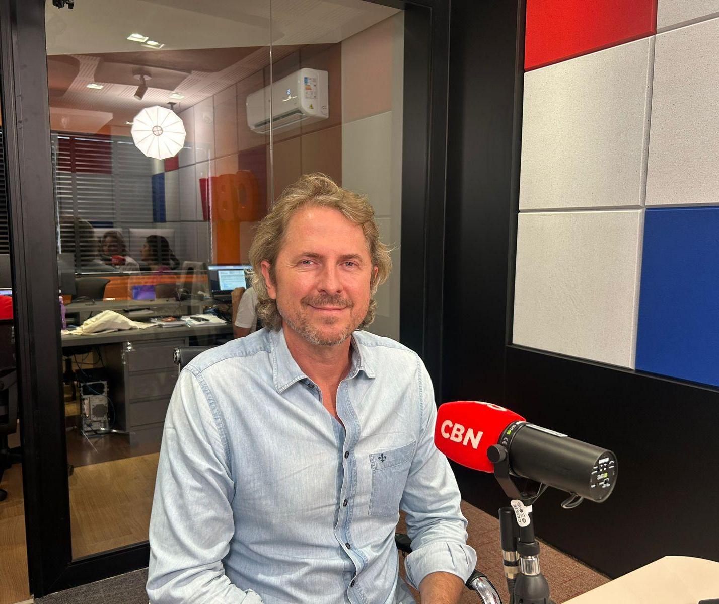 Zeca Dirceu anuncia ordem de serviço do IFPR para este mês