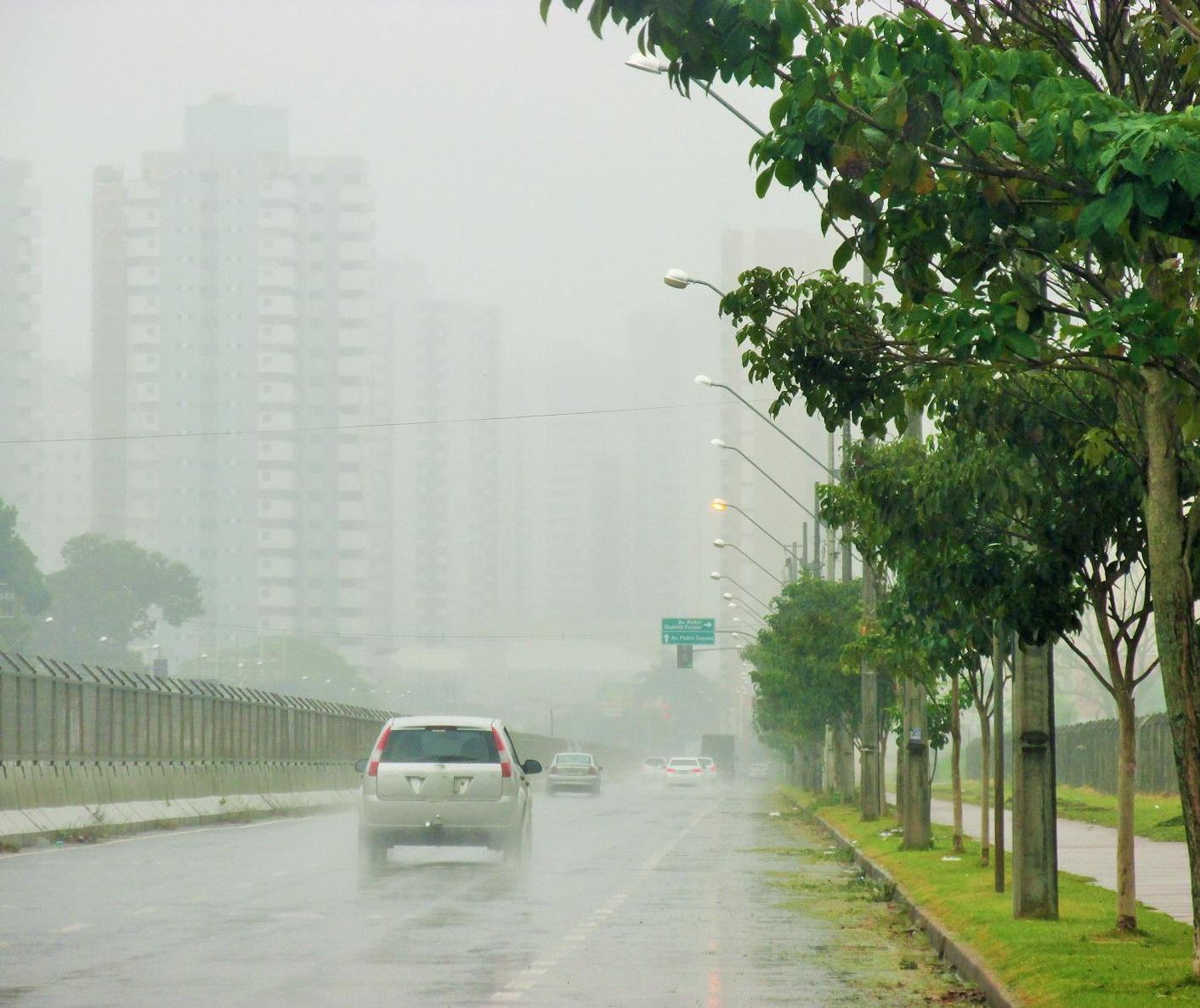 Quarta-feira (5) amanhece chuvosa em Maringá; tarde terá temperatura amena