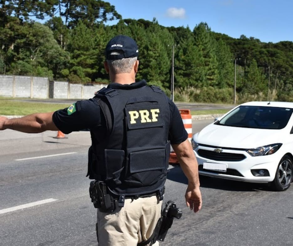PRF flagra 124 motoristas dirigindo alcoolizados durante Operação Ano Novo