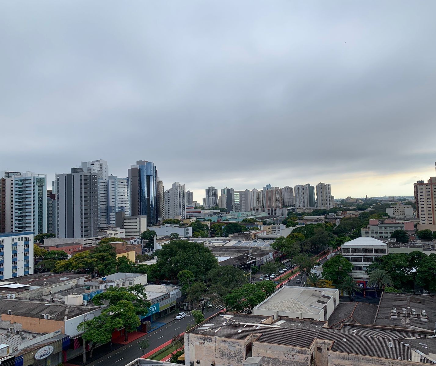 Previsão é de tempo firme e quente em Maringá nesta quinta-feira (24)