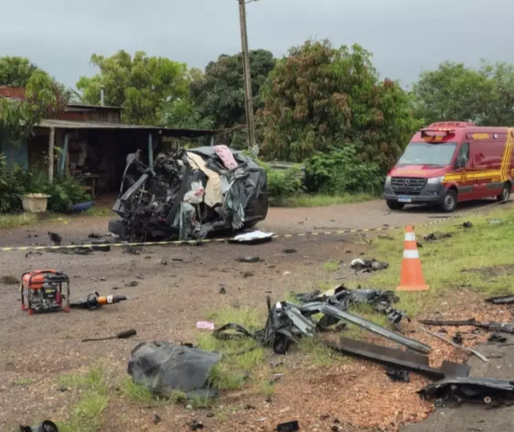 Mãe e filha de Maringá morrem em acidente grave na BR-487