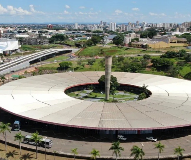 Rodoviária de Londrina deve receber 65 mil passageiros no Ano Novo 