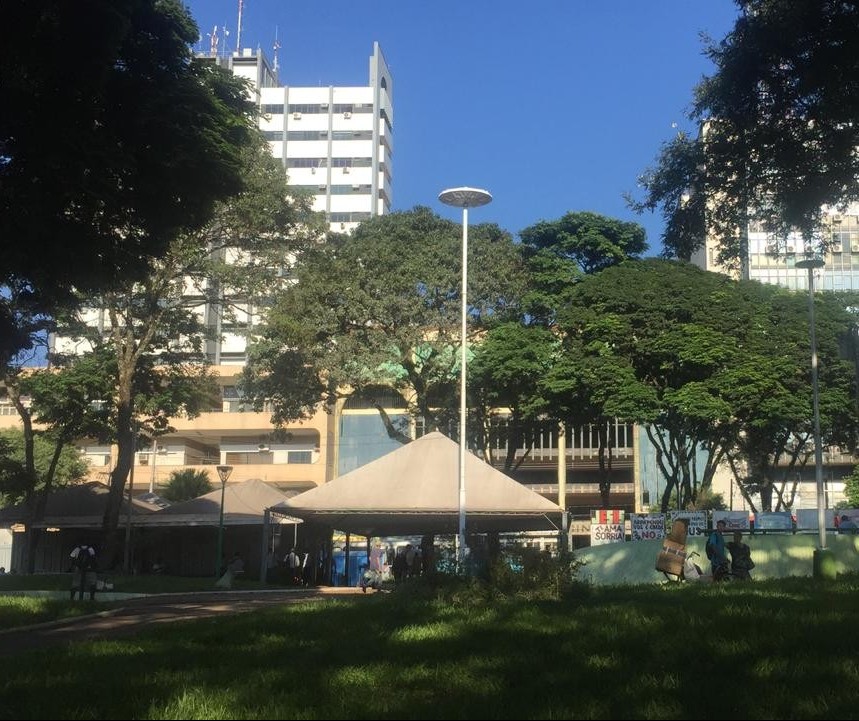 Mulheres sentem medo de pegar ônibus em pontos da Praça Raposo Tavares e Avenida Tamandaré