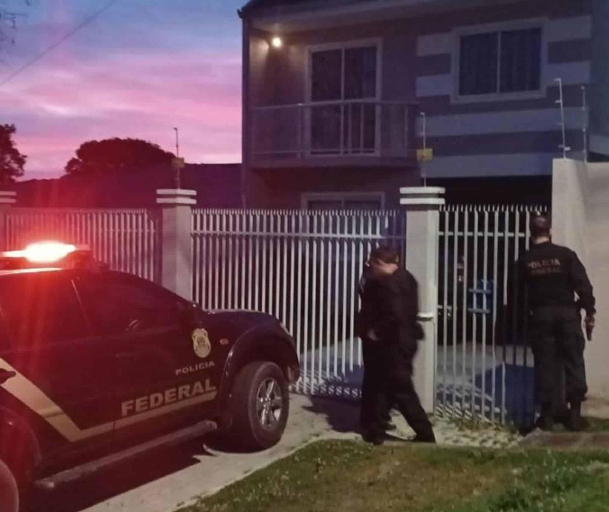 Operação da PF mira rede de contrabando e lavagem de dinheiro