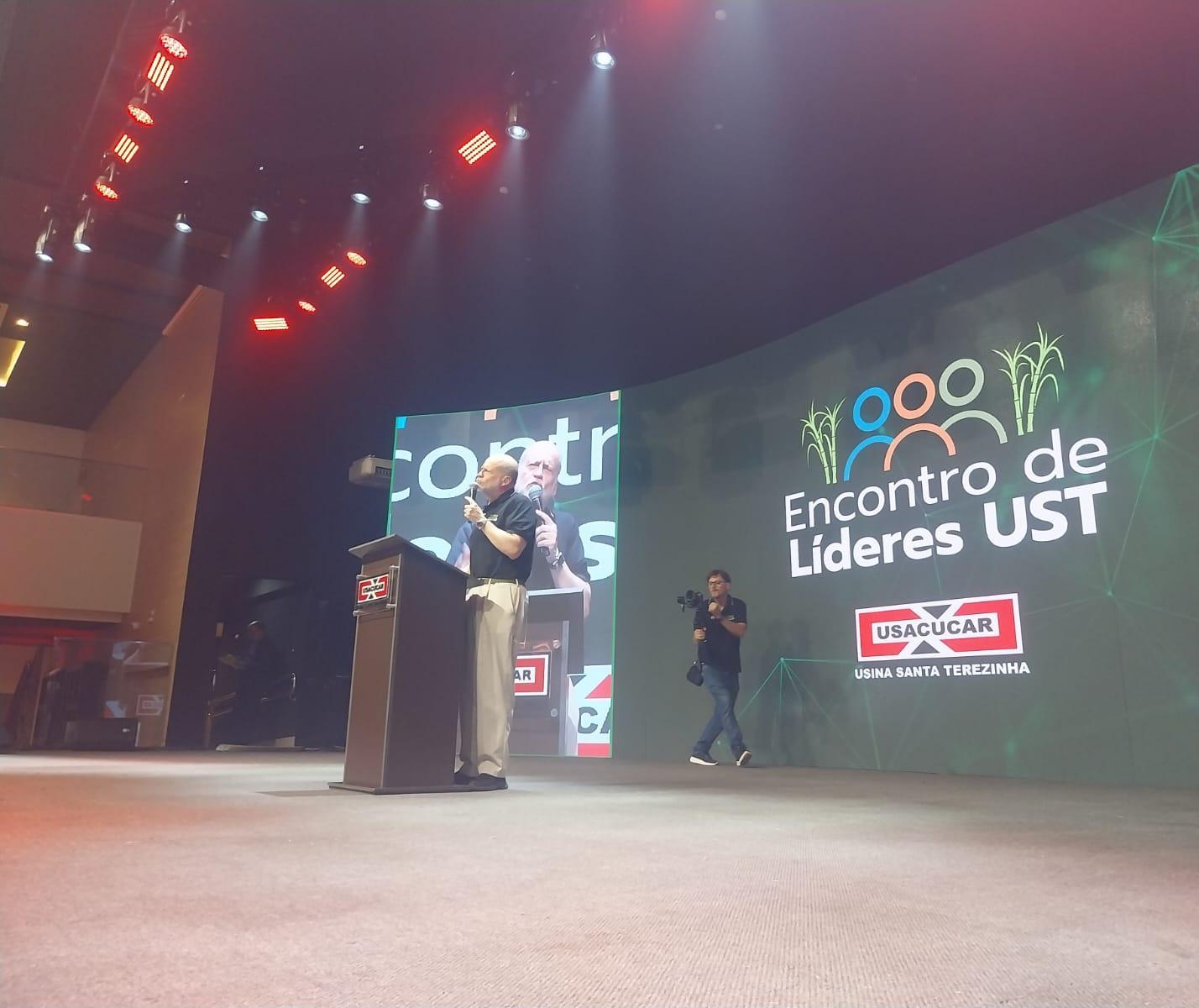 Clóvis de Barros Filho é palestrante no Encontro de Líderes da UST